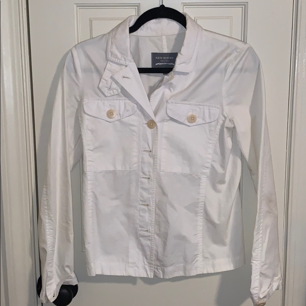 Lightweight white jacket